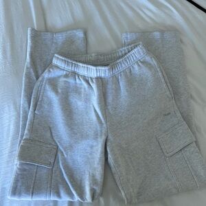 aritzia tna cargo sweats